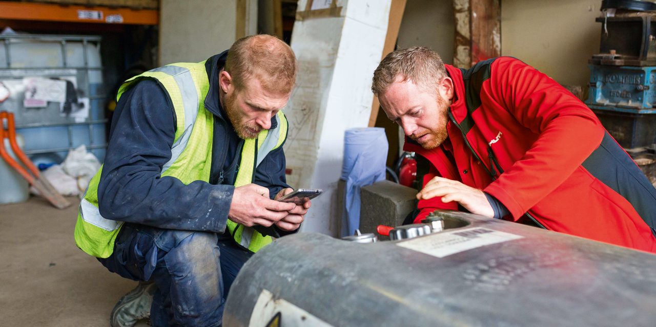 Service en eersteklas ondersteuning: onze specialisten zullen u ondersteunen tijdens het hele proces door samen met u het systeem af te stemmen op uw noden, uw materiaal te taggen, uw data in te laden en uw werknemers op te leiden.