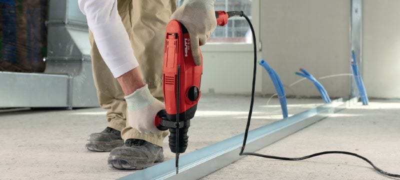 TE-C (SDS Plus) Metrische hamerboor Premium SDS Plus (TE-C)-hamerboor met een spiraal met 2 groeven voor het boren van ankergaten in beton Toepassingen 1