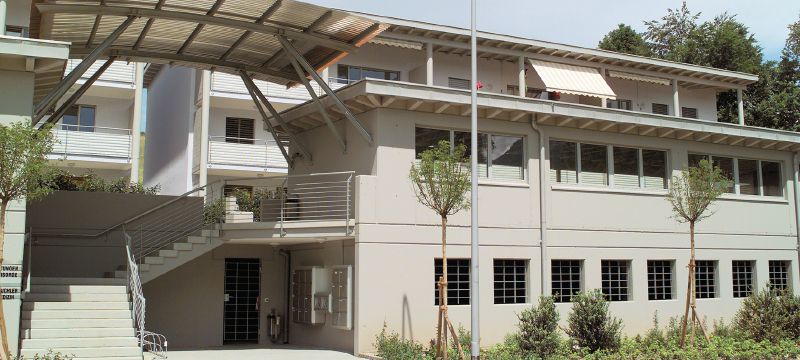HST2 Keilnagel Keilnagel met hoge prestaties voor alledaagse statische en seismische belastingen in gescheurd beton (koolstofstaal) Toepassingen 1