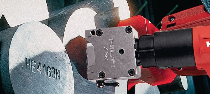 DX 462 HM Stempelgereedschap voor metaal Volledig automatische, productieve kruitschiethamer voor markering op koude en hete stalen oppervlakken Toepassingen 1