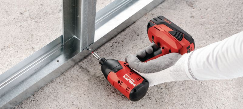 Visseuse à choc sans fil SID 4-A22 Clé à choc sans fil compacte 22 V avec mandrin hexagonal rapide 1/4 pour des travaux de moyenne importance Applications 1