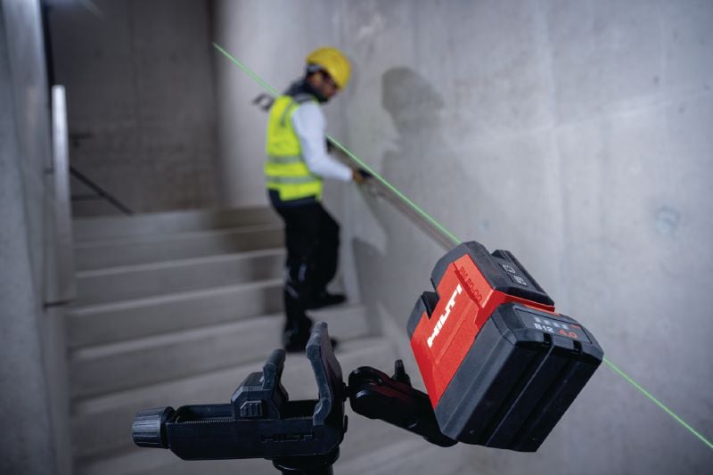 PM 20-CG 12V lood- en dwarslijnlaser Multilijnlaser met groene straal, met 2 lijnen en 5 punten voor sanitair, nivelleren, uitlijnen en vierkant maken (12V-accuplatform) Toepassingen 1