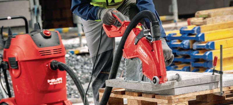 DCH 300-X Elektrische doorslijpmachine Elektrische handbediende diamantslijper voor nat en droog werken – tot 120 mm zaagdiepte met bladen van 305 mm Toepassingen 1