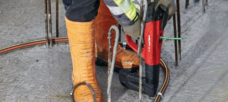 X-FB MX P-clip Metalen kabel-/doorvoerklem voor gebruik met nagels op strip Toepassingen 1