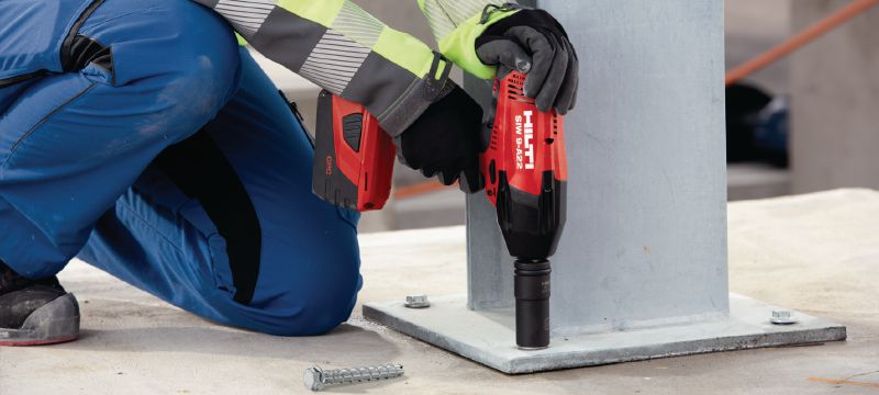 Boulonneuse à choc sans fil 3/4 SIW 9-A22 Boulonneuse à choc à couple élevé de 22 V de classe supérieure avec enclume 3/4 pour l'ancrage et le boulonnage. Applications 1