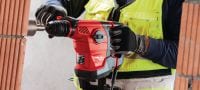 TE 30-AVR-boorhamer Krachtige SDS Plus (TE-C) boorhamer voor zwaar boren en corrigerend beitelwerk in beton, met Active Vibration Reduction (AVR) Toepassingen 3