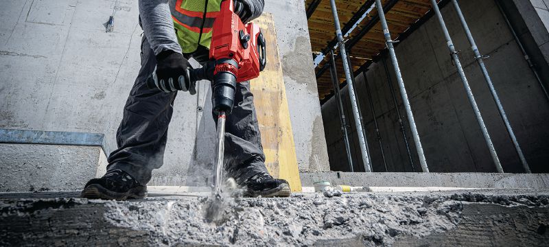 TE 50-22 snoerloze boorhamer Ultieme snoerloze boorhamer met lichter gewicht, meer kracht en minder trillingen voor boren en beitelen in beton Toepassingen 1