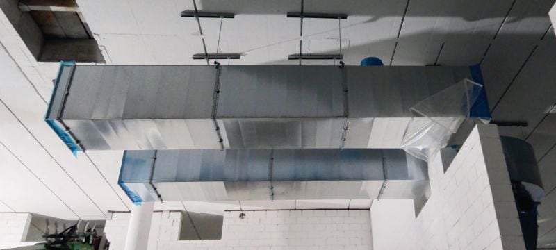 HAC-C-P Warmgewalst ankerrail Warmgewalste ingegoten ankerrails voor hoge prestaties in standaard maten en lengtes geschikt voor een groot aantal toepassingen Toepassingen 1
