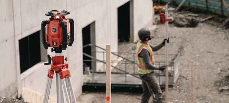 PR 400-22 Roterende laserwaterpas met dubbele helling Robuuste buitenlaser met automatische functies om over een lange afstand te nivelleren, uit te lijnen, vierkant maken en dubbele helling (Nuron accuplatform) Toepassingen 1