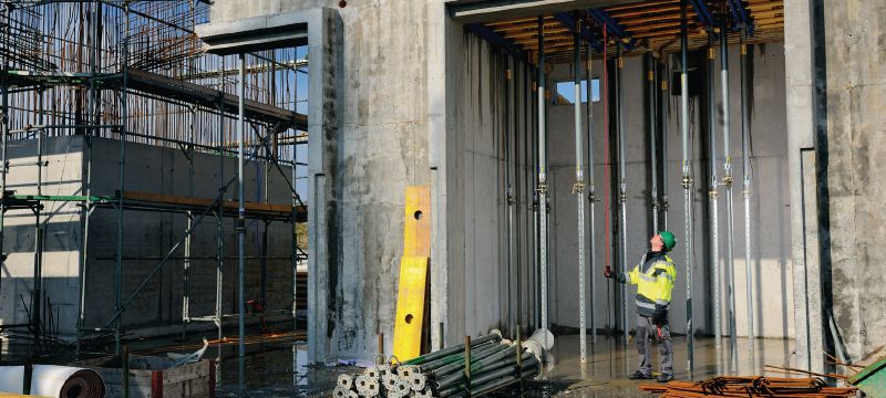 PD-E lasermeter Lasermeter voor buiten met geïntegreerde zoeker voor metingen tot 200 meter Toepassingen 1